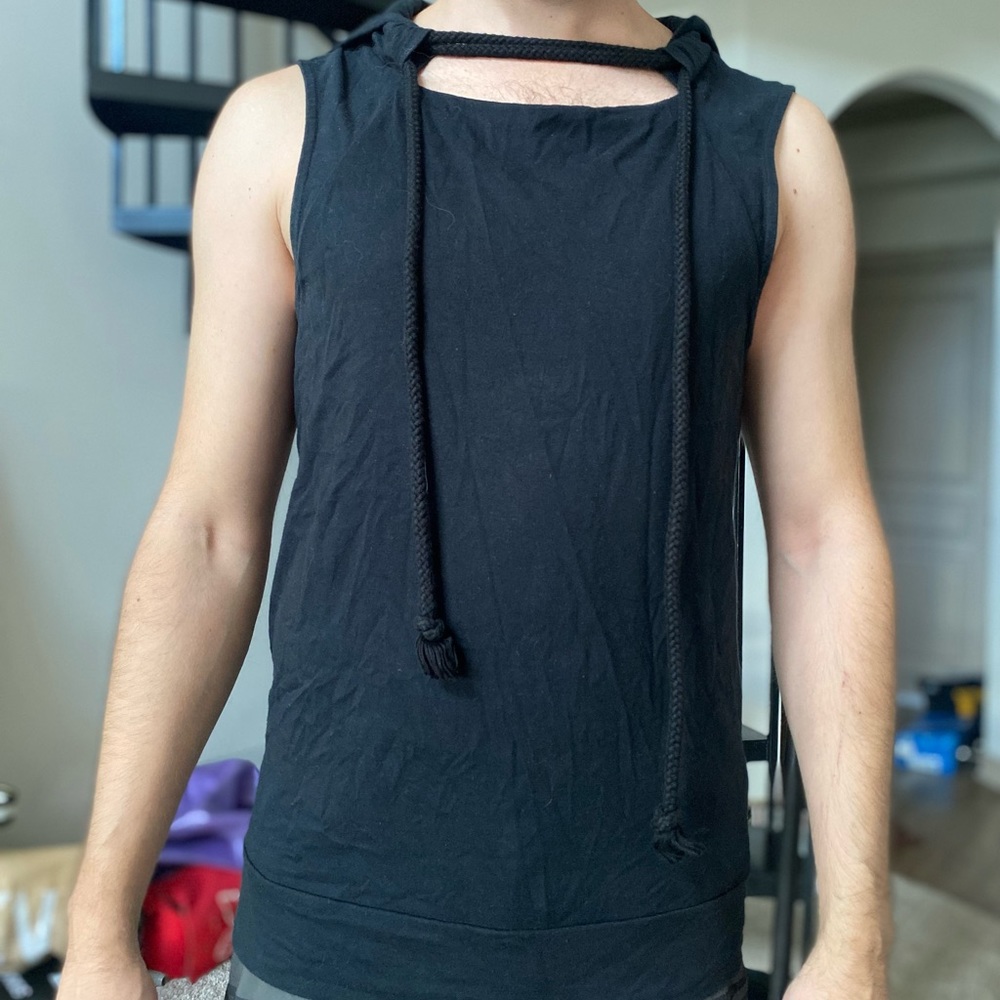Sleeveless black shirt